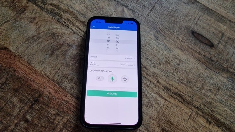 Medicijnhorloge met medicijnalarm voor Senioren met medicijn herinnering en app