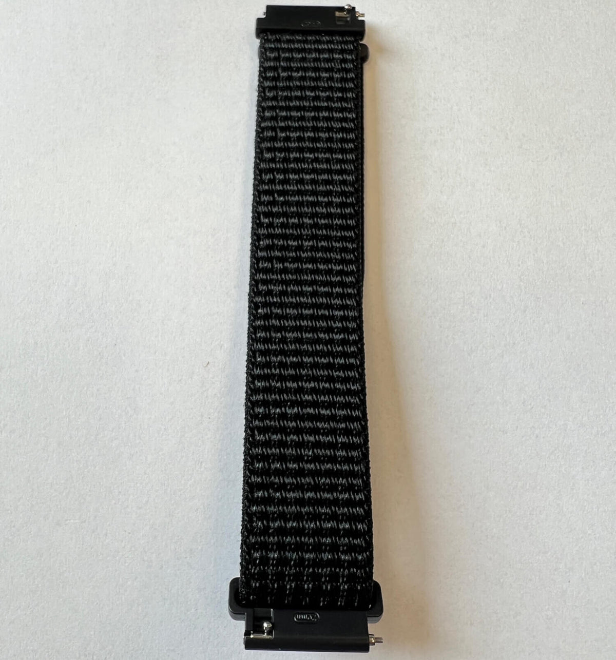 Klett-Uhrenarmband am Handgelenk